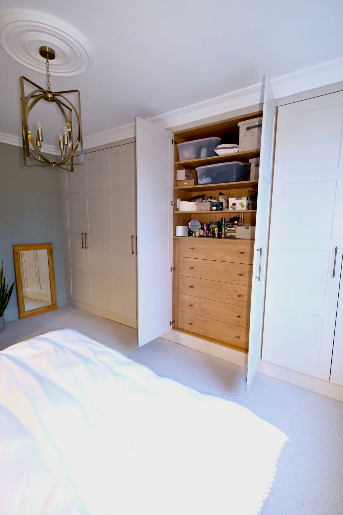 Militao Carpentry Wardrobes (5)